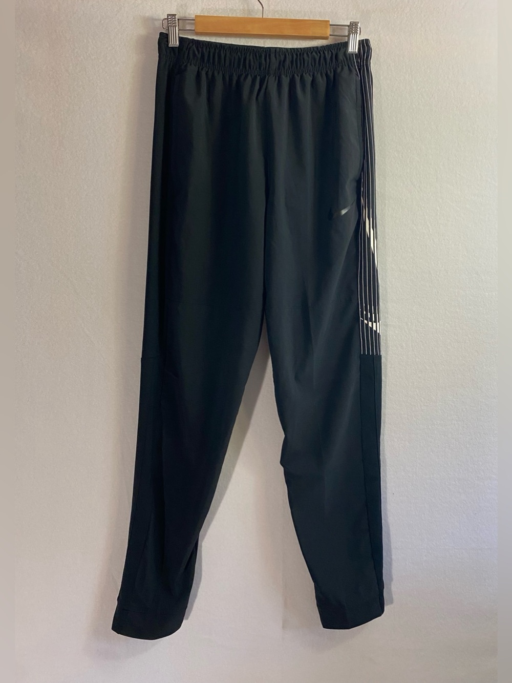 Nike Men’s Dry Dri Training Athletic Jogger Training Pants AQ0457-010 Size M